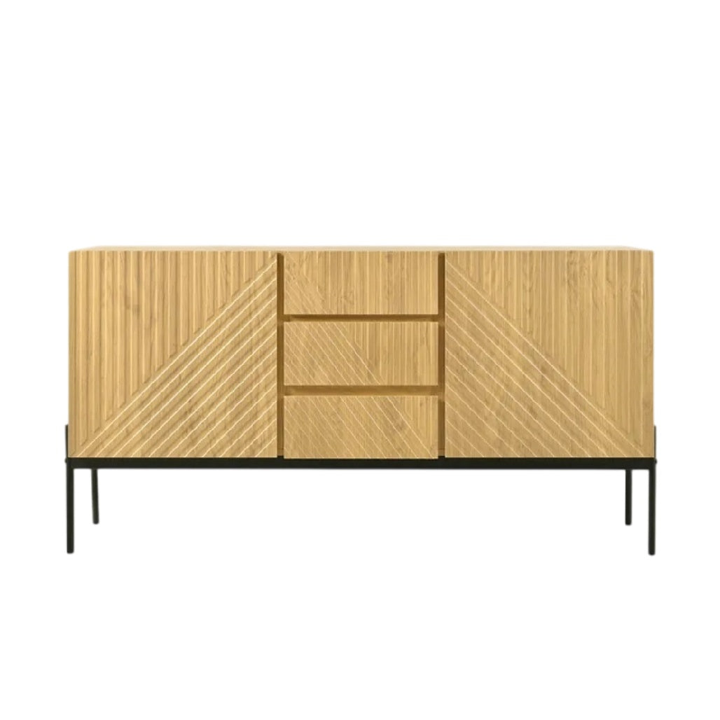 **Buffet en bois avec motifs géométriques et support en métal**